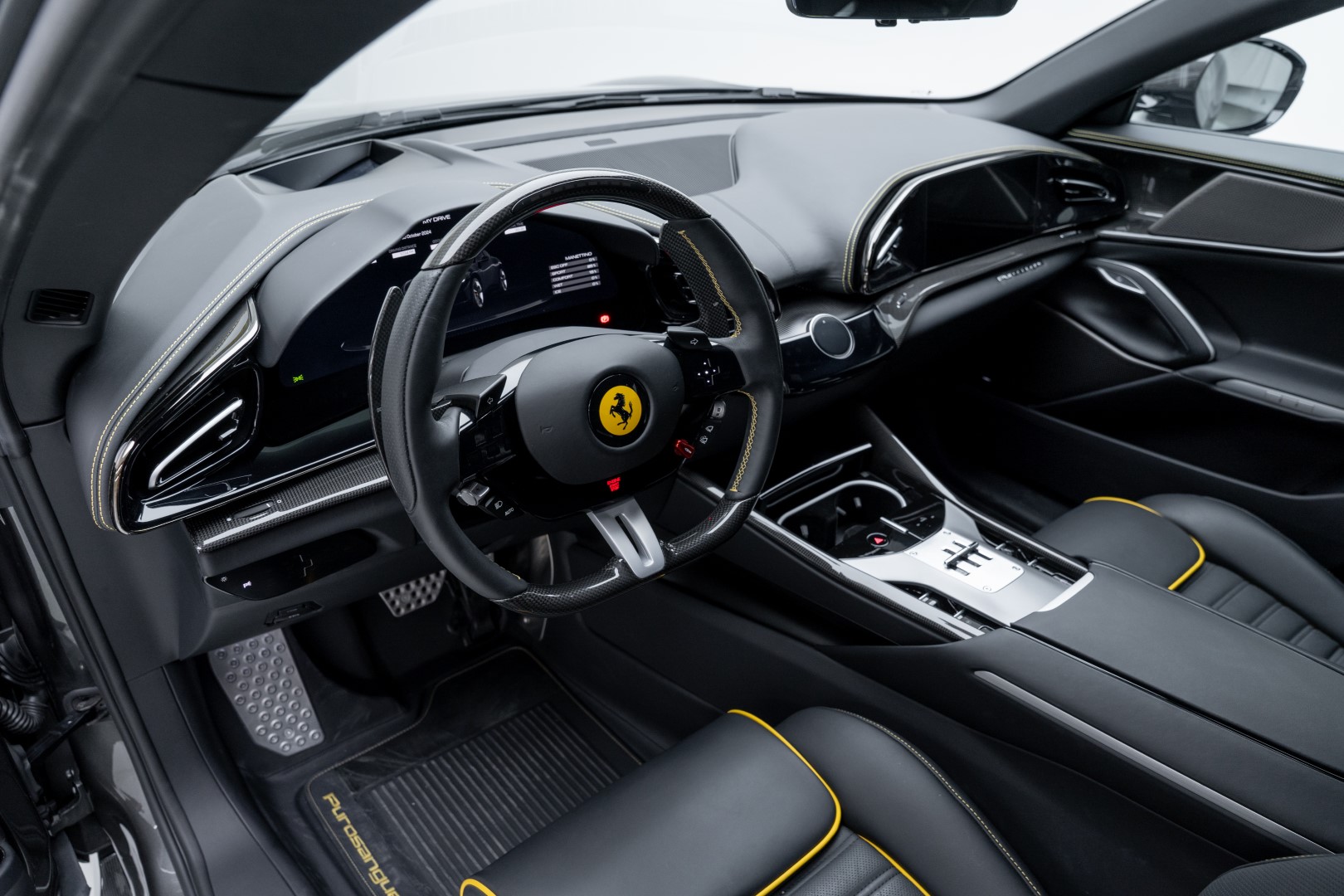 2024 FERRARI PUROSANGUE. FULL OPTIONS. EXTRARANGE INTERIORS AND EXTERIORS.